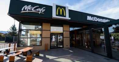 McDonald’s apre un nuovo ristorante a Casoria. Nel locale lavoreranno 60 persone