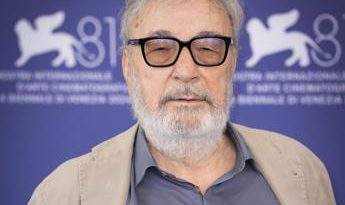 Venezia 81, Gianni Amelio: “Racconto la guerra non come in tv”