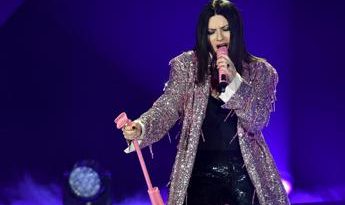 Laura Pausini, concerto a Milano e Levante ospite a sorpresa