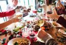 Natale, cosa mangiare prima e dopo le ‘abbuffate’