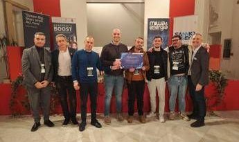 Meno costi fissi e più efficienza energetica, startup EnergyTogether vince Hackathon MiWa