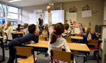 Scuola, medici igienisti: “In riforma educazione a salute e prevenzione dipendenze”